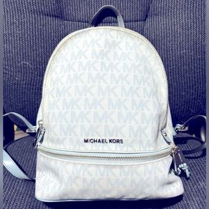 MICHAEL KORS BACKPACK EXCELLENT CONDITION